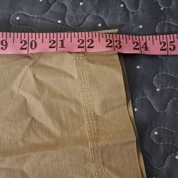 Hot Cotton tan cropped pants size small - Picture 6 of 6